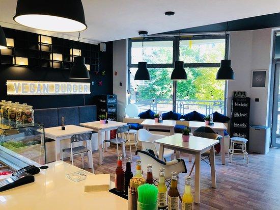 Warzywiarnia Vegan Burger & More